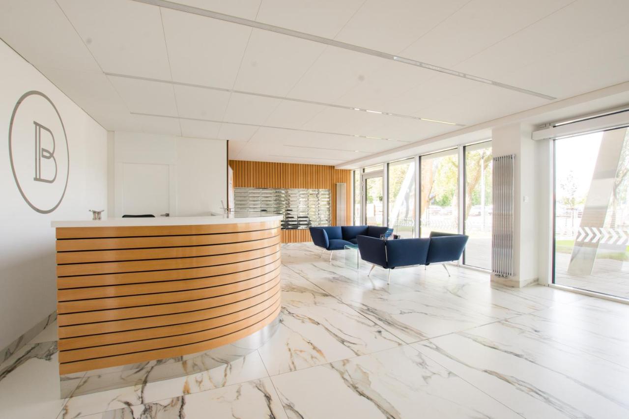 Baltic Marina Residence z garażem Kołobrzeg Exterior foto